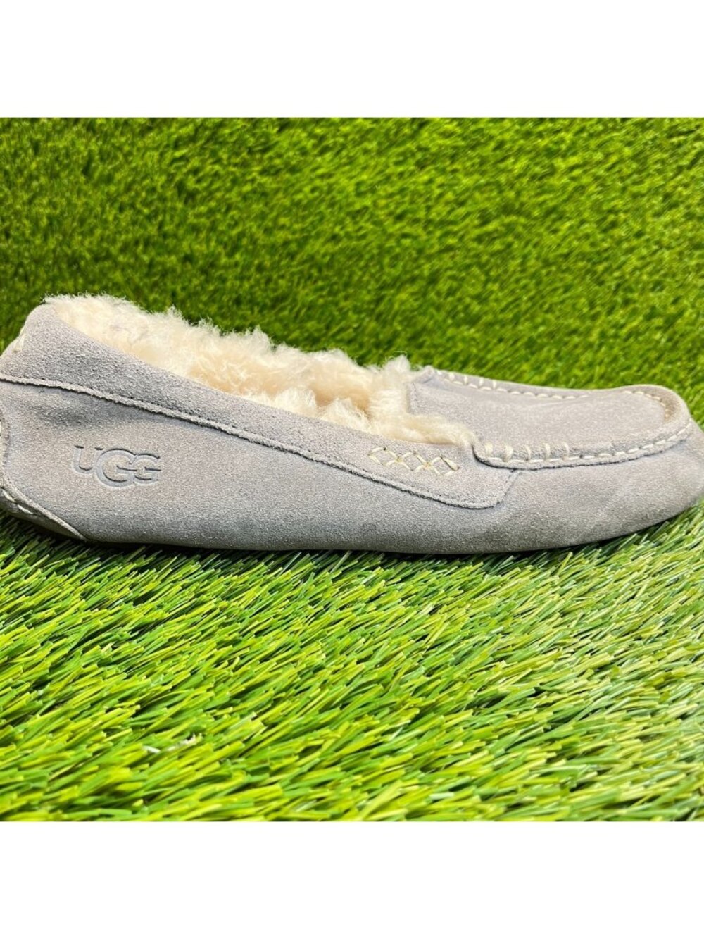 UGG Ansley Womens Size 9 Light‎ Gray Casual Classic Suede Slip On Slippers Shoes